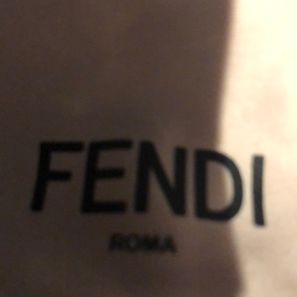 Meet your Posher, Tonya - Picture 1 of 1